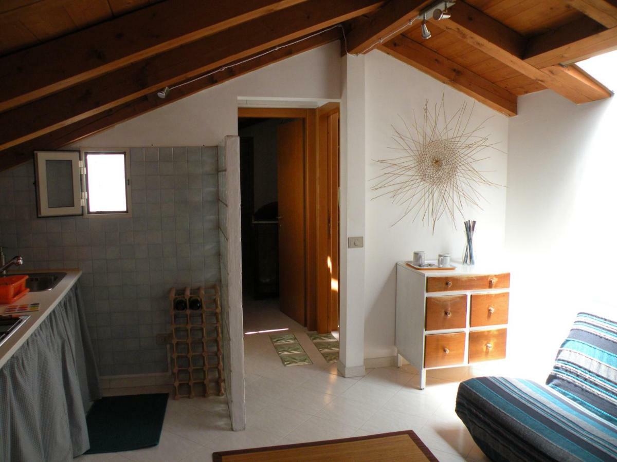 Апартаменты Deliziosa Mansarda Nel Quartiere Marina - Cagliari Q8577 Экстерьер фото