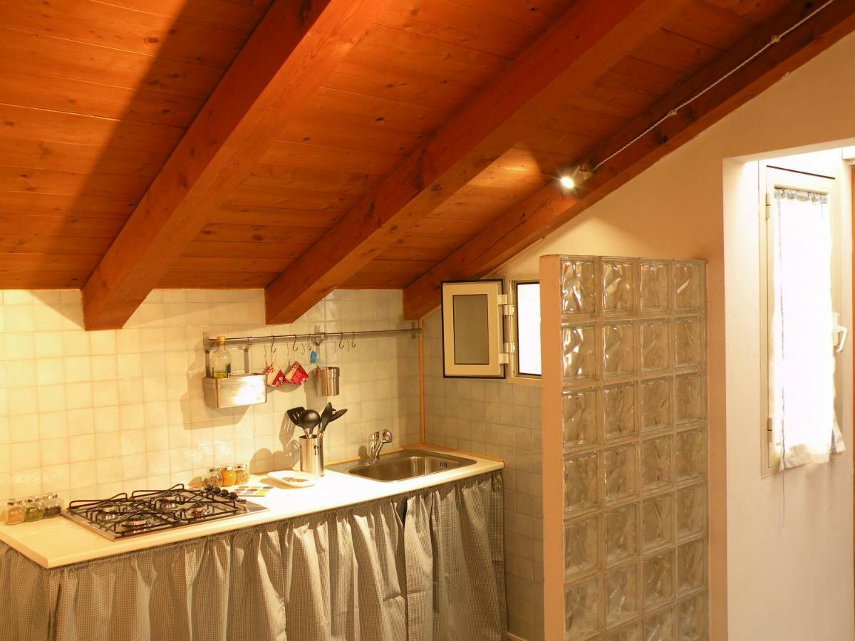 Апартаменты Deliziosa Mansarda Nel Quartiere Marina - Cagliari Q8577 Экстерьер фото
