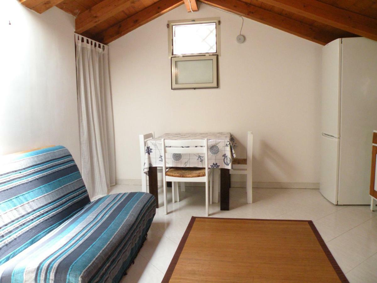 Апартаменты Deliziosa Mansarda Nel Quartiere Marina - Cagliari Q8577 Экстерьер фото